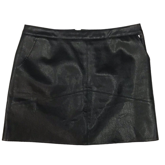 Skirt Mini & Short By Lulus  Size: L