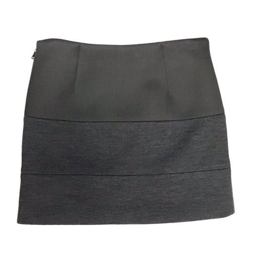 Skirt Mini & Short By Clothes Mentor  Size: 2