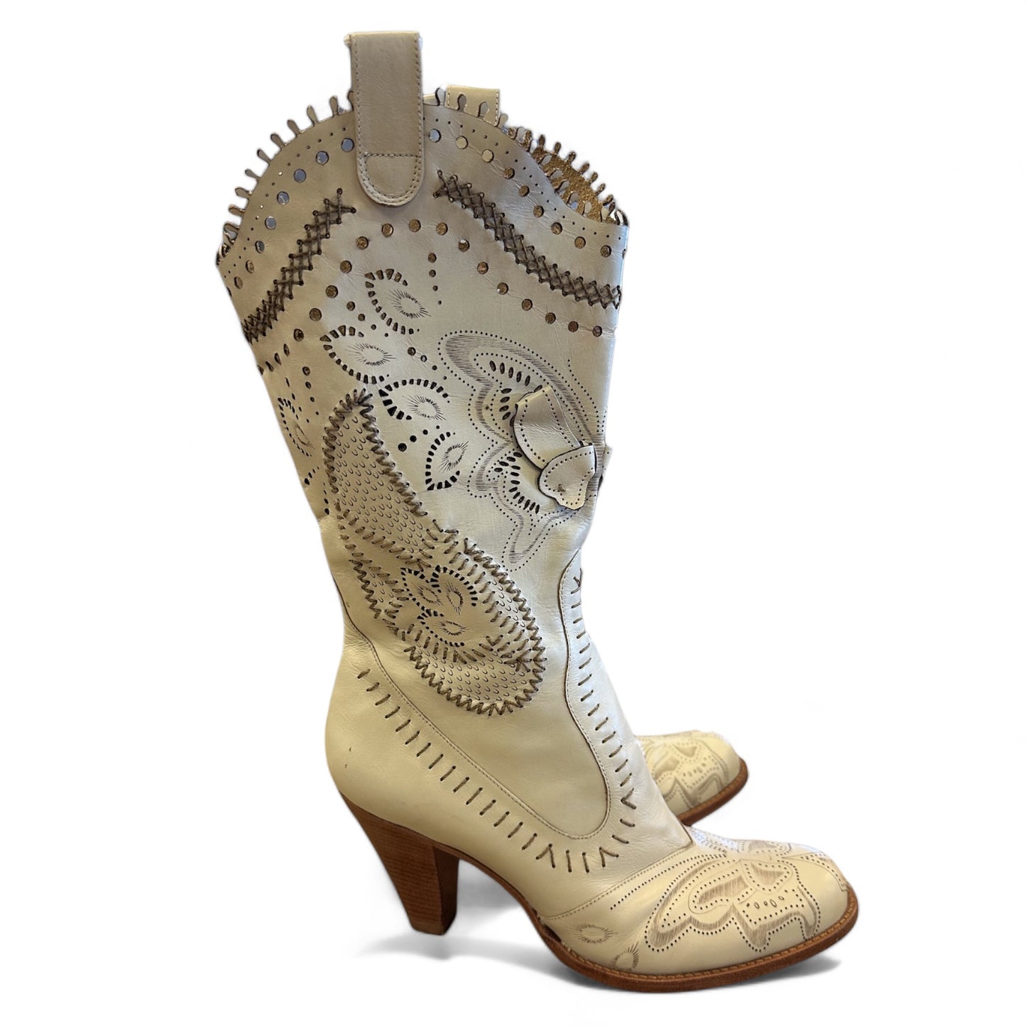 Boots Western By Vince Camuto  Size: 9.5